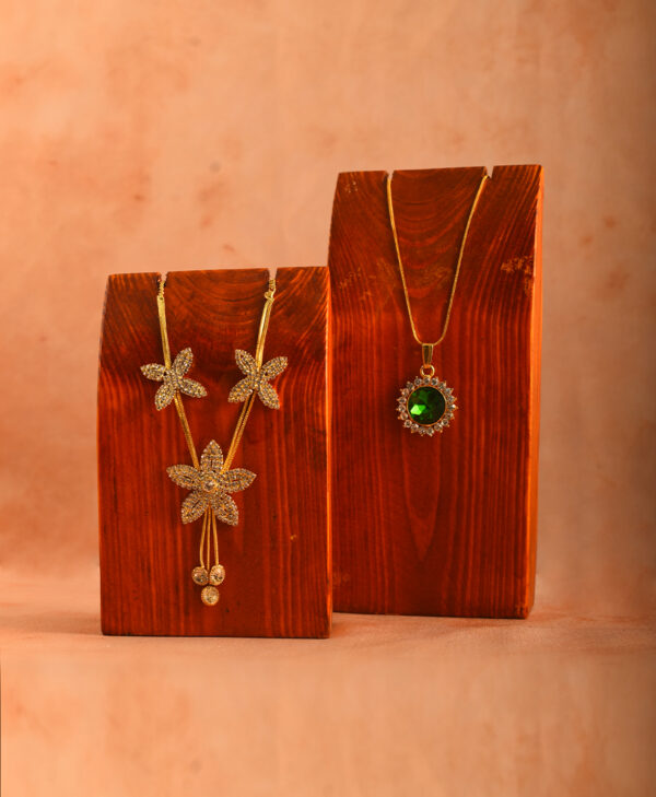 Wooden Jewelry Props